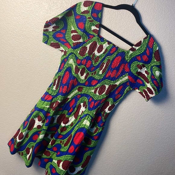 New! Gorgeous African Dress w/ POCKETS! - Picture 5 of 5